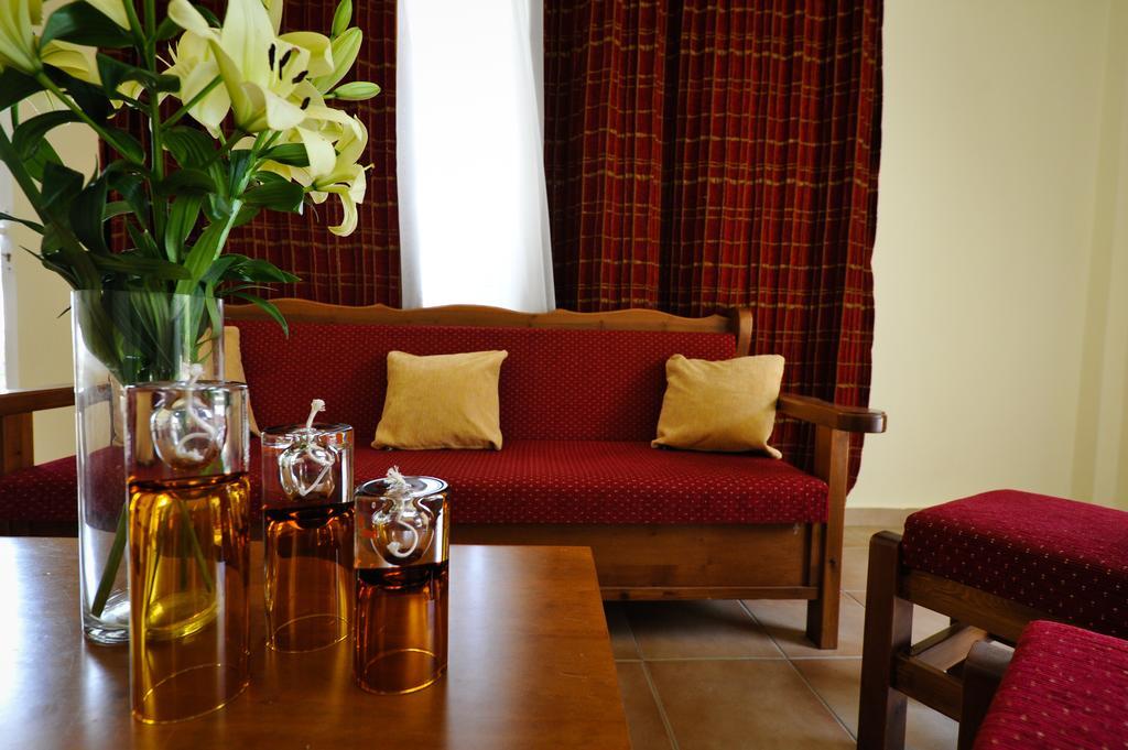 Verga Apartments & Suites Kalamata Luaran gambar