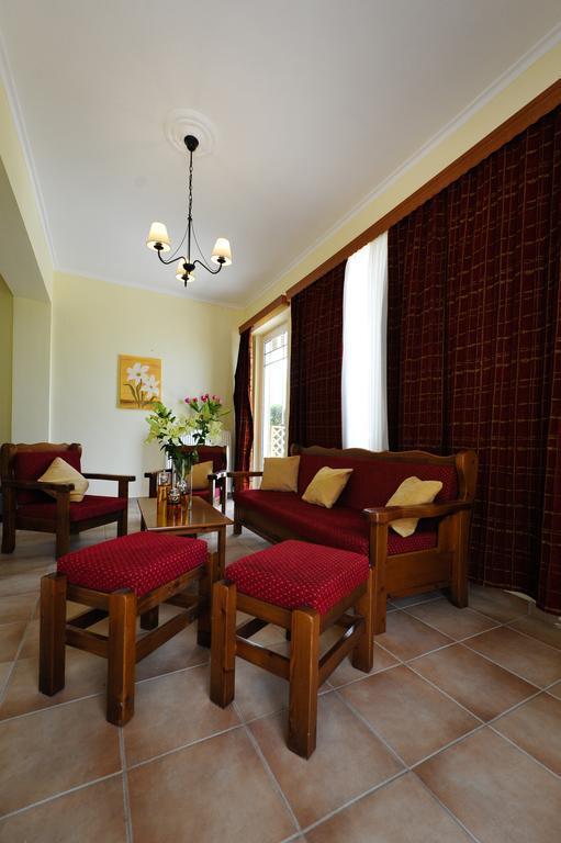 Verga Apartments & Suites Kalamata Luaran gambar